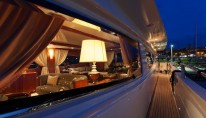 Motor Yacht SELULA -  Side Deck